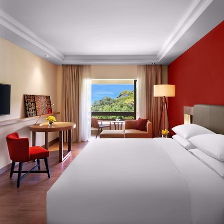 Hyatt Regency Kuantan Resort Екстериор снимка