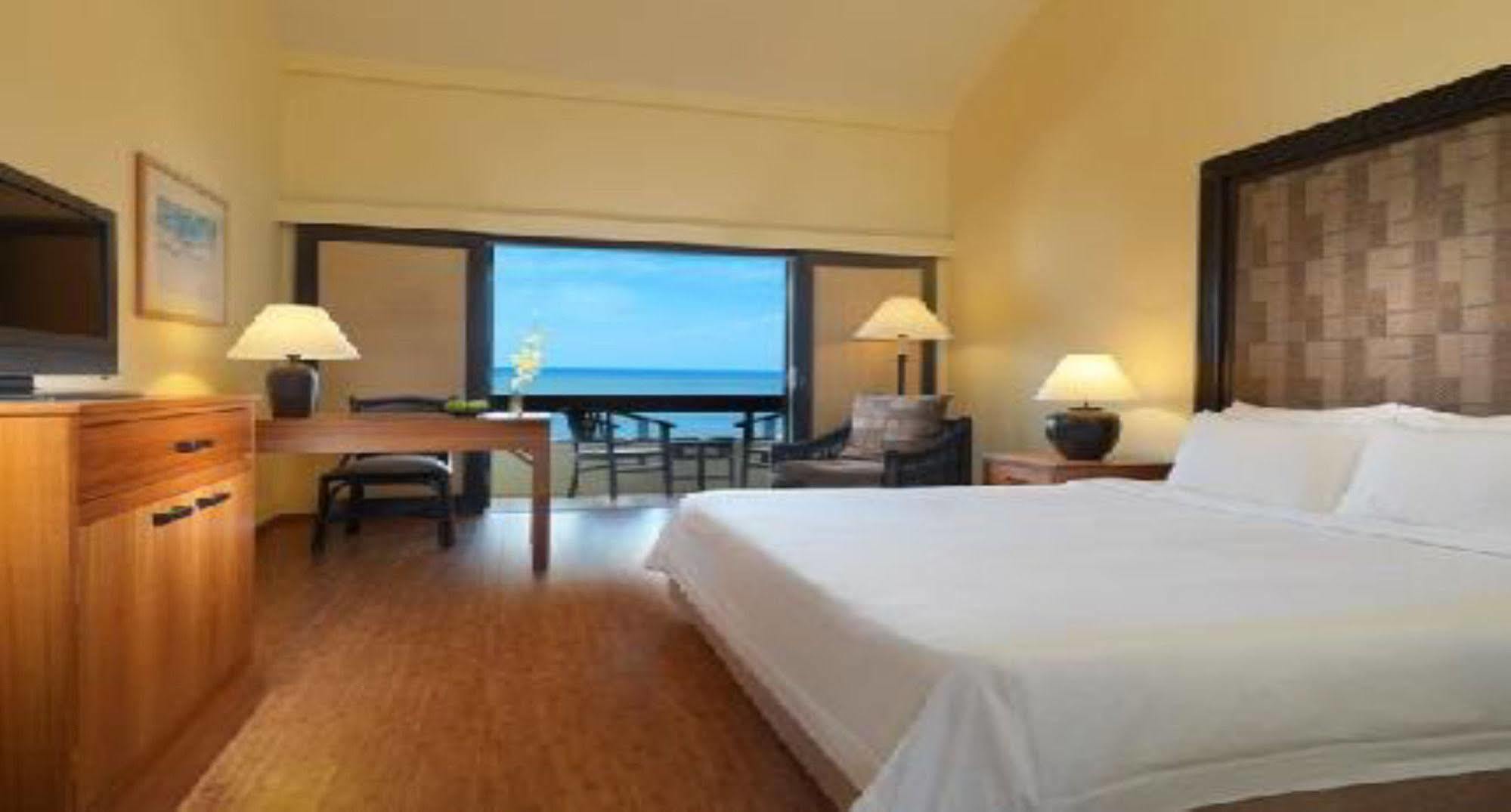 Hyatt Regency Kuantan Resort Екстериор снимка A room at the hotel